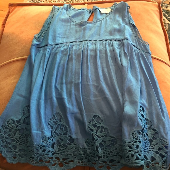 blue tank - Picture 1 of 3